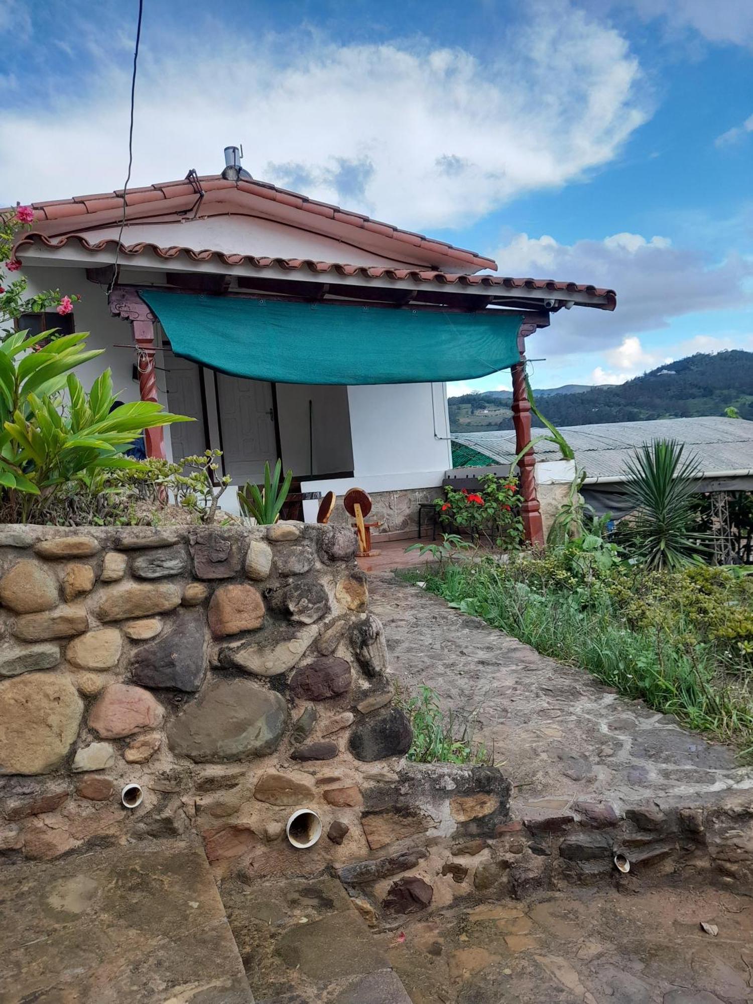 Fonda Amboro Hotel Samaipata Ngoại thất bức ảnh